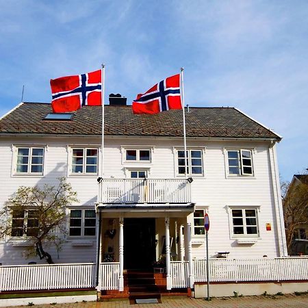 Opsahl Gjestegaard Bodø Kültér fotó